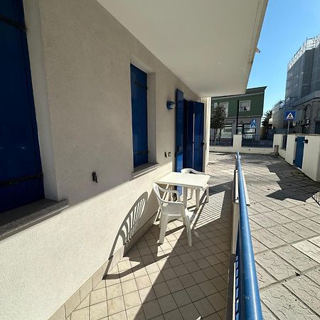 Residence Stefania Appartamenti Piano Terra - Agenzia Cocal Каорле Экстерьер фото