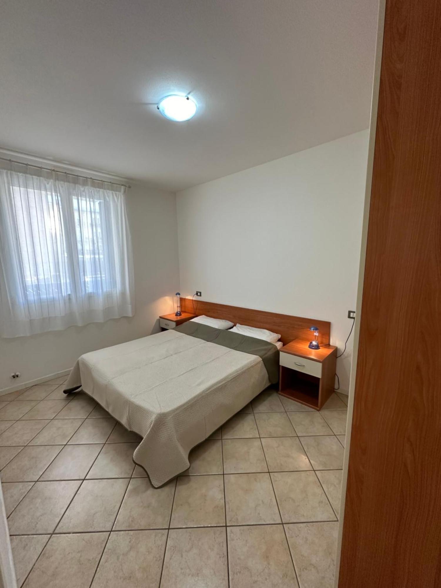 Residence Stefania Appartamenti Piano Terra - Agenzia Cocal Каорле Экстерьер фото