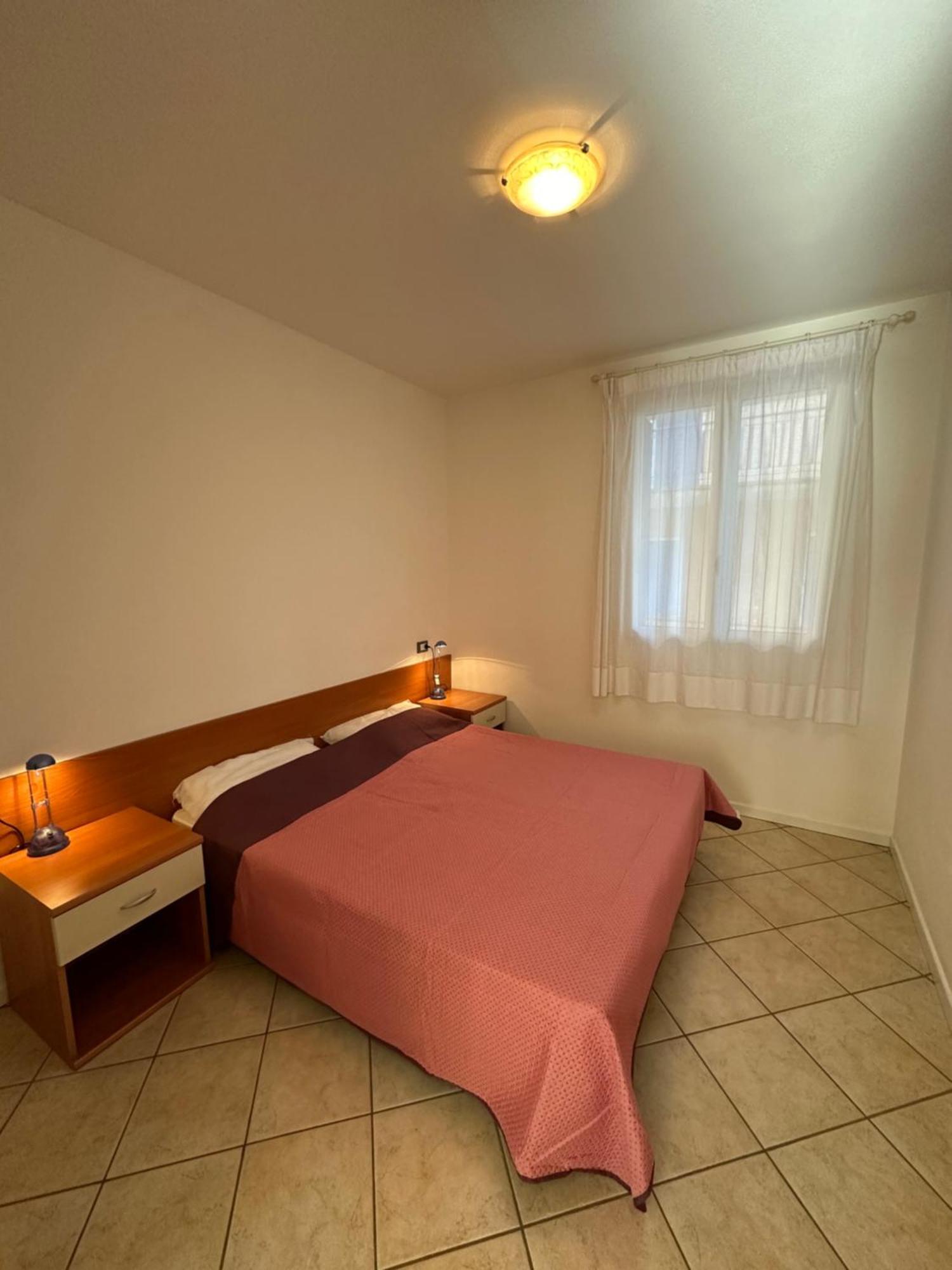Residence Stefania Appartamenti Piano Terra - Agenzia Cocal Каорле Экстерьер фото